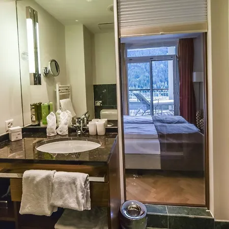 Waldhotel & - For Body & Soul 4*