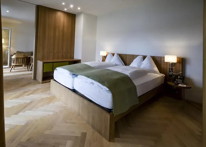 Waldhotel & - For Body & Soul Νταβός