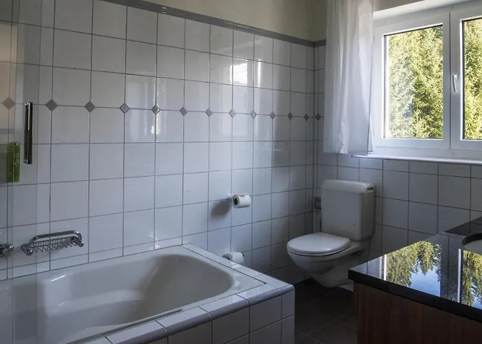 Ξενοδοχείο Waldhotel & - For Body & Soul 4*