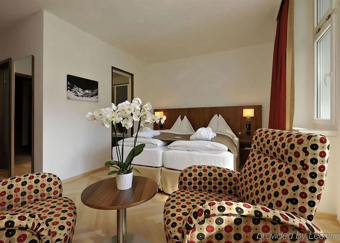 Ξενοδοχείο Waldhotel & - For Body & Soul Νταβός