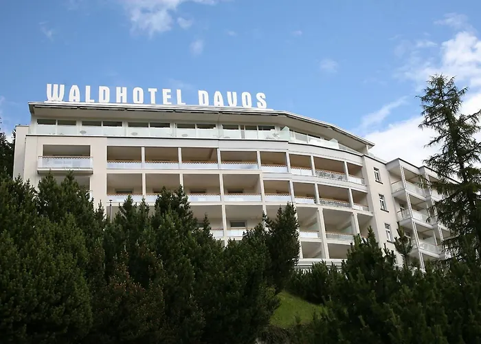 Ξενοδοχείο Waldhotel & - For Body & Soul Νταβός