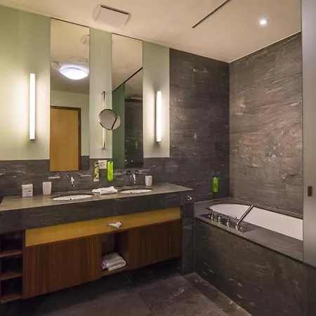 Waldhotel & - For Body & Soul Давос